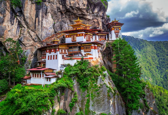 Travel Addict || Bhutan Package